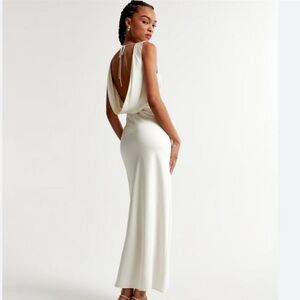 Abercrombie Plunge Women’s Cowl Back Maxi Dress White, Size M